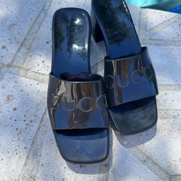 Sandal - Picture 2 of 5